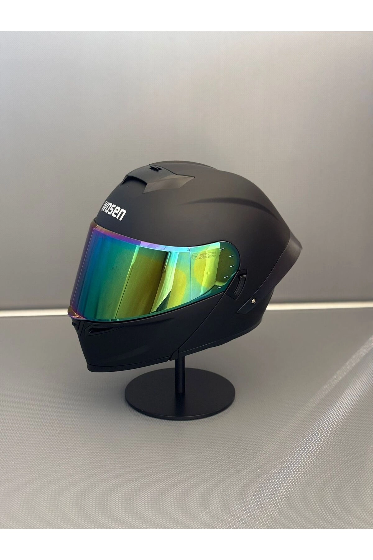 resimler/genel/Ws-202 Güneş Gözlüklü Çene Açılır Kask (Renkli Vizörlü) Mat Siyah