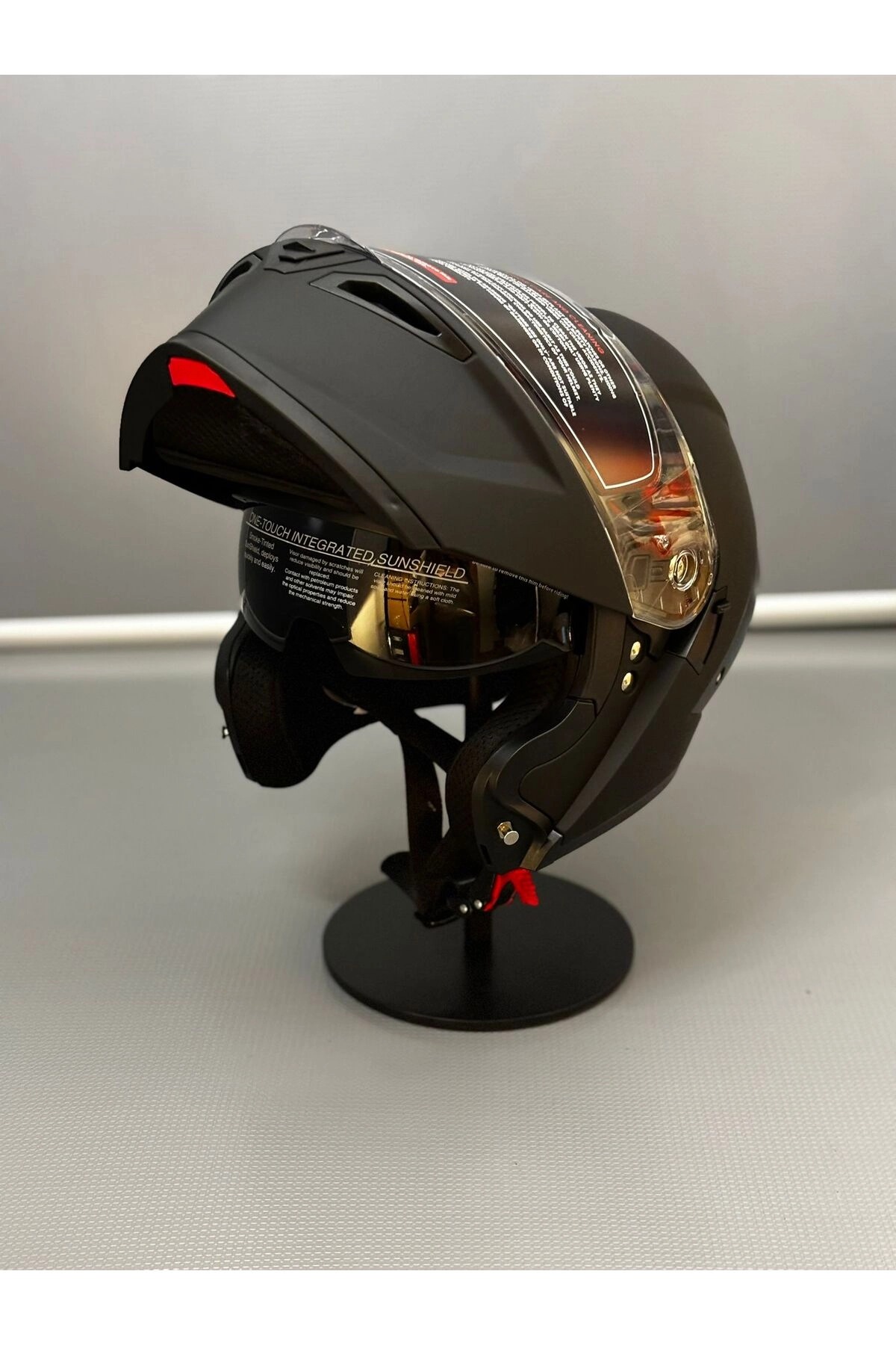 resimler/genel/Ws-202 Güneş Vizörlü Çene Açılır Kask Matt Black (Åeffaf Vizörlü)