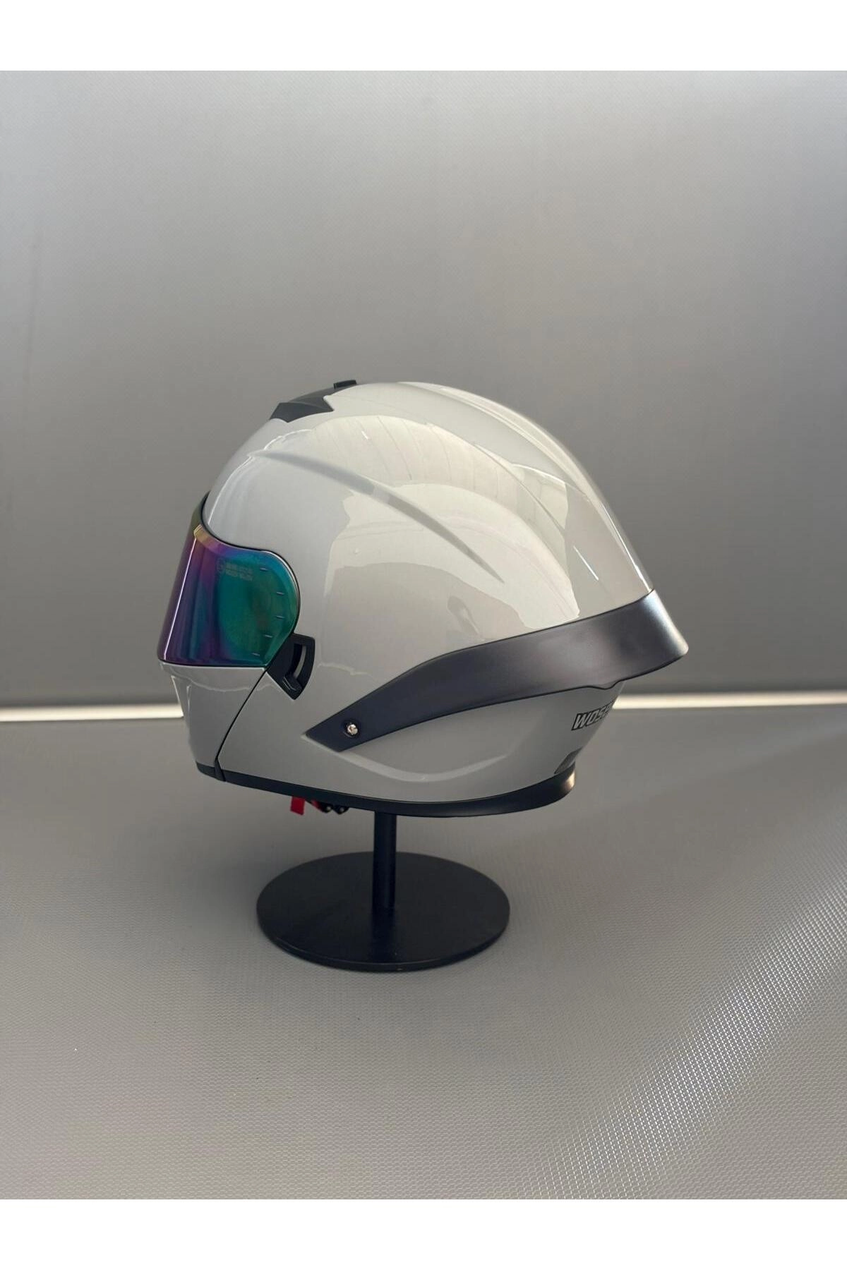 resimler/genel/Ws-202 Güneş Gözlüklü Çene Açılır Kask (Siyah Vizörlü) Cement Grey