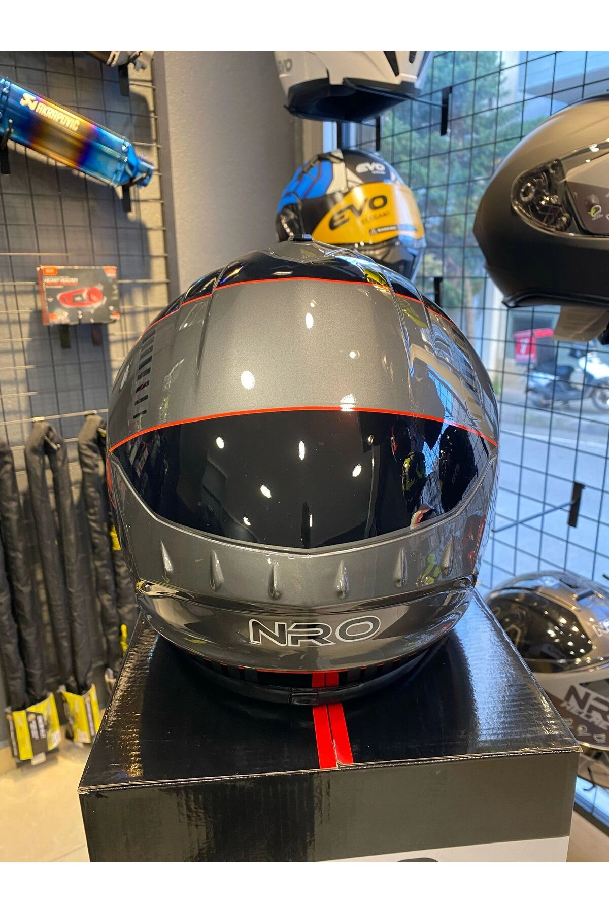 resimler/genel/Akkuş Motorsiklet NRO HELMETS Kapalı Kask