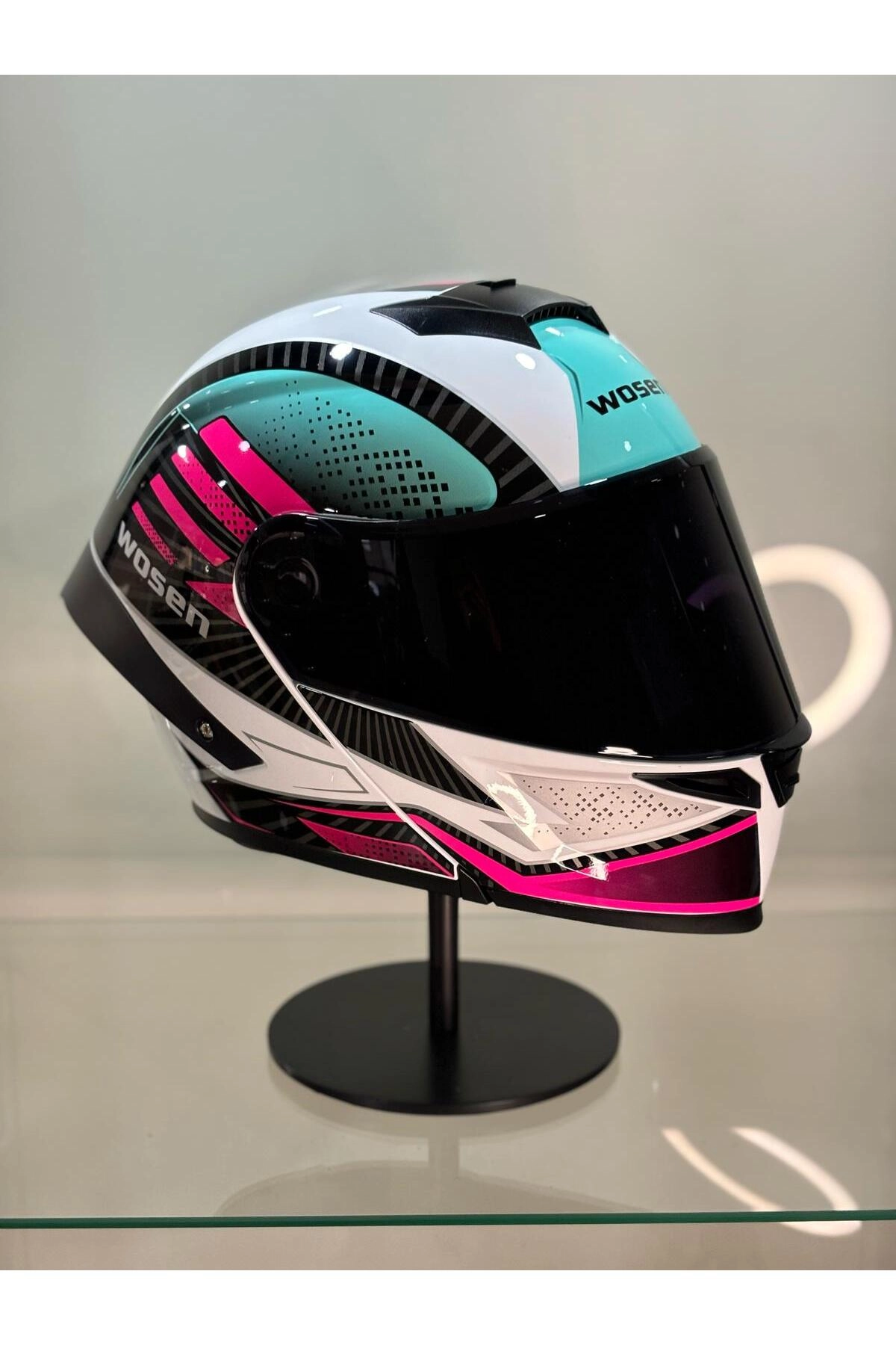 Ws-202 Güneş Gözlüklü Çene Açılır Kask Siyah Vizörlü F1