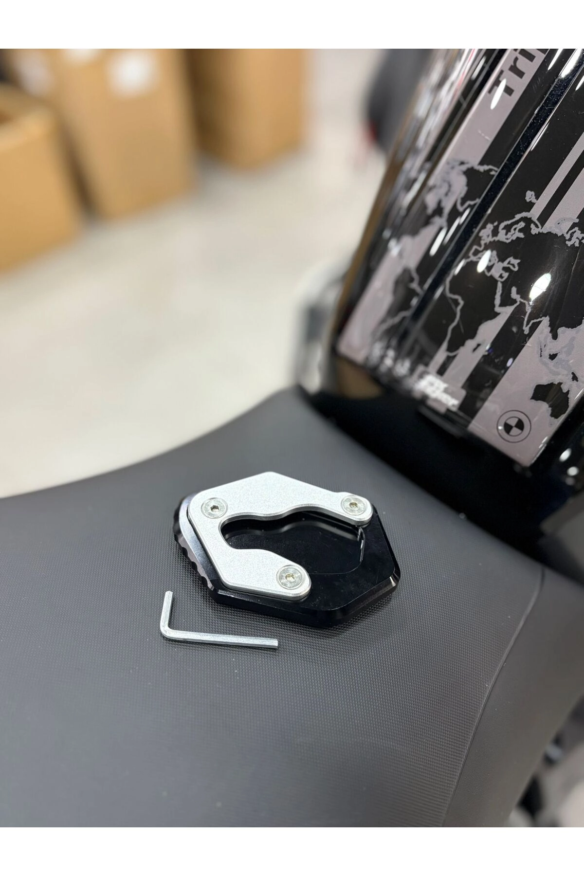 Yamaha Xmax Kaz Ayağı Ayak Genişletme Aparatı 2018 2020 Siyah