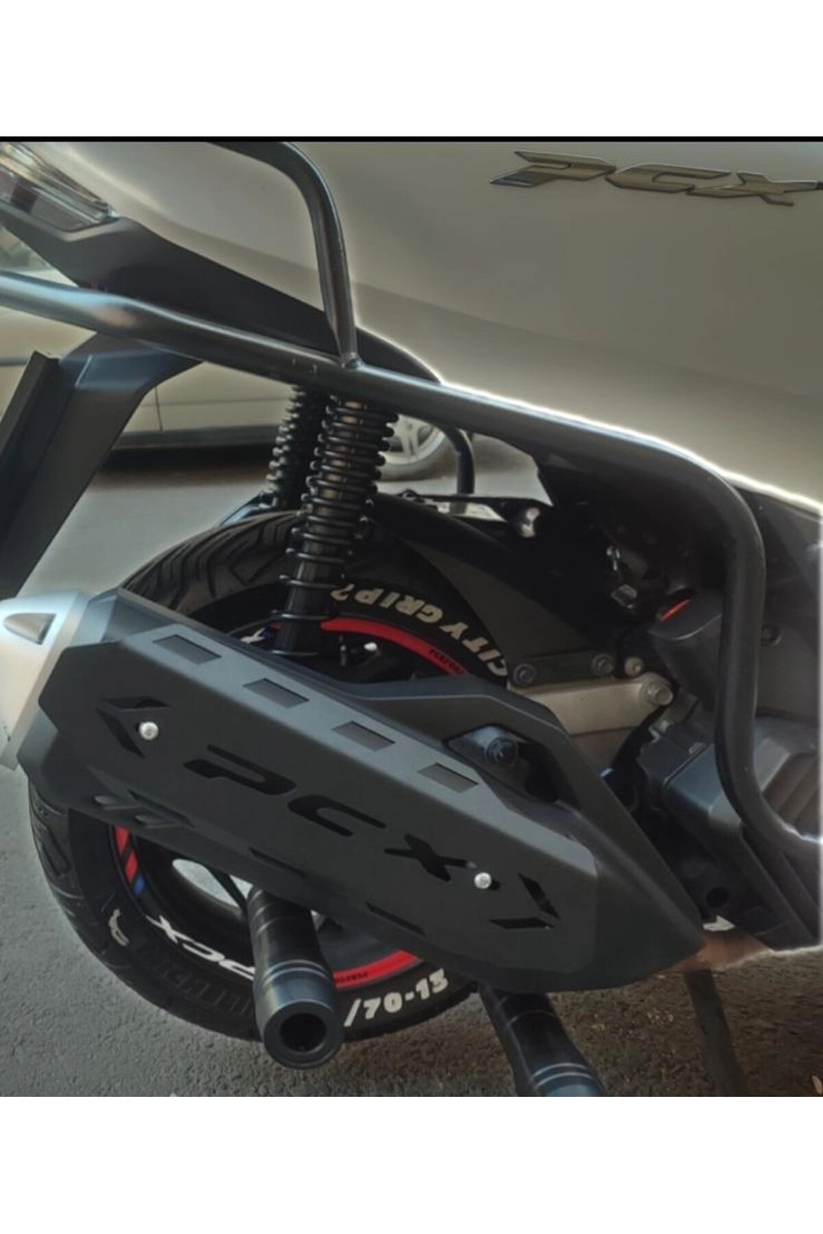 Honda Pcx 125-150 Uyumlu Egzoz Koruma Sacı (2018-2025)