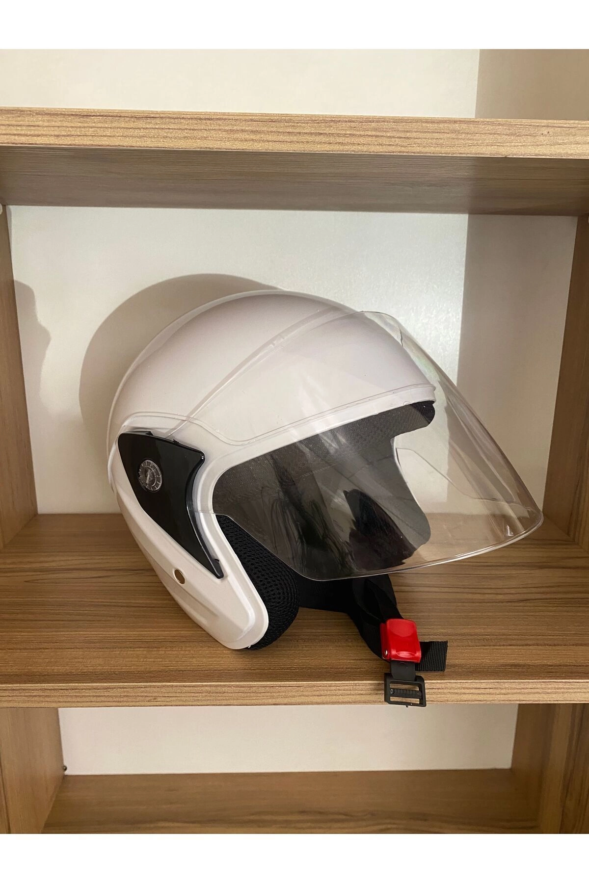 Kırılmaz Özellikli Yarım Kask
