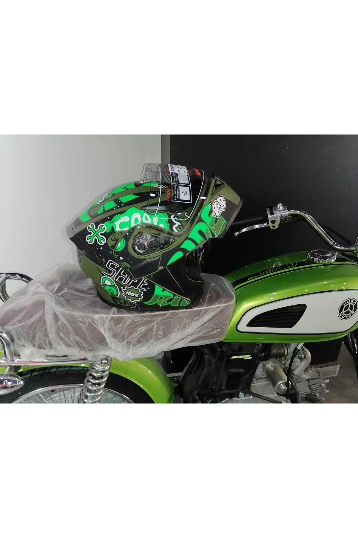 Jk 902 Çene Açılır Mat Yeşil Mat Siyah Güneş Vizörlü Kask